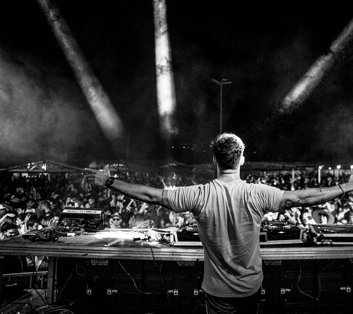 Musica 28 88a102baca3af3eb9d8704be30f407890bd54531