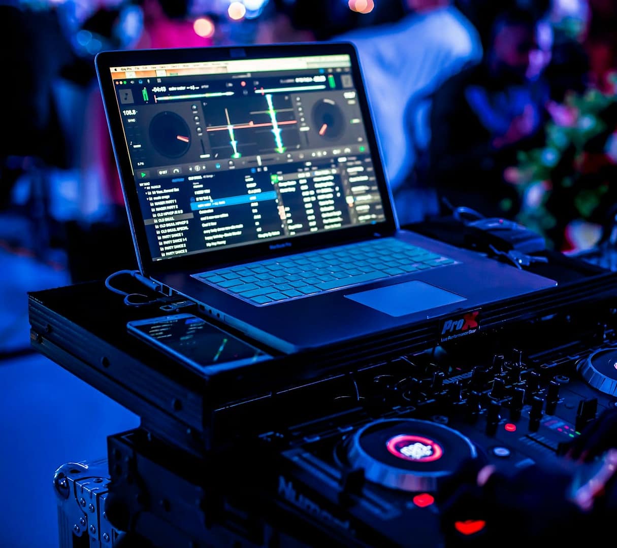 Musica 27 c14c3c41e6abc4cabedf84ba71be0e40e533d911